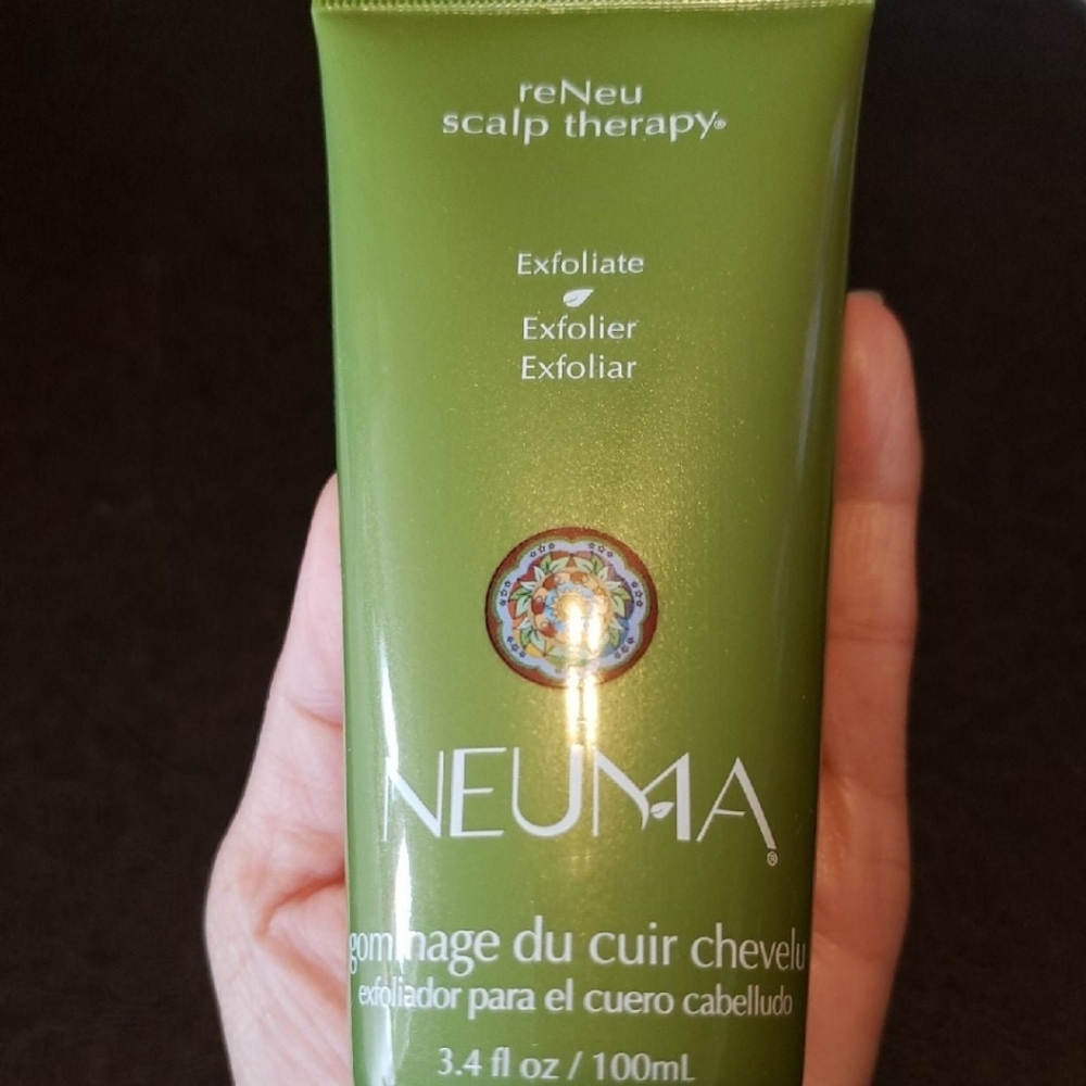 Neuma reNue Scalp Therapy Scalp Exfoliator